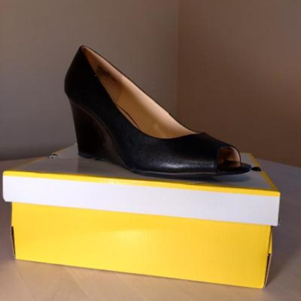 Liz Claiborne Paula Wedge Heels